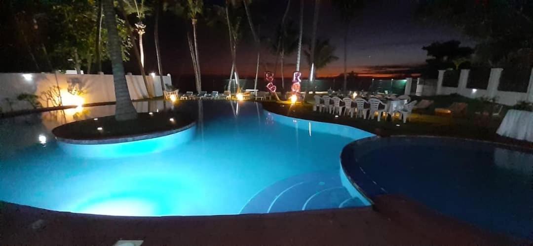 Residence Hoteliere Oceane 리브르빌 외부 사진