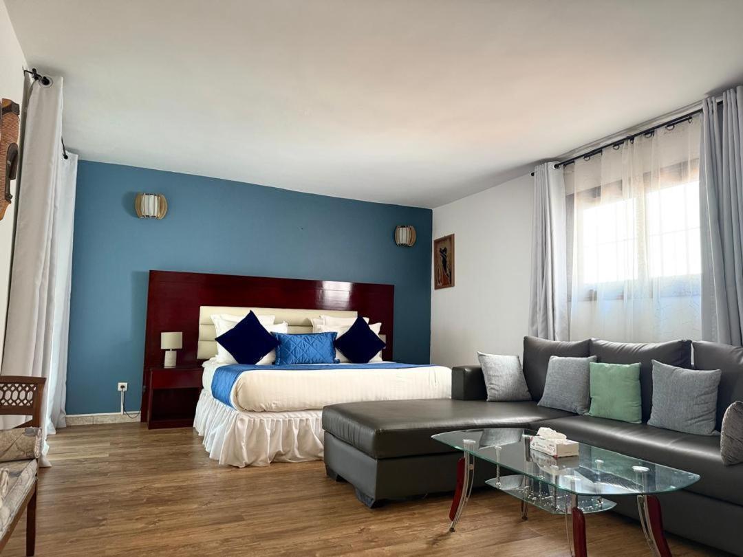 Residence Hoteliere Oceane 리브르빌 외부 사진