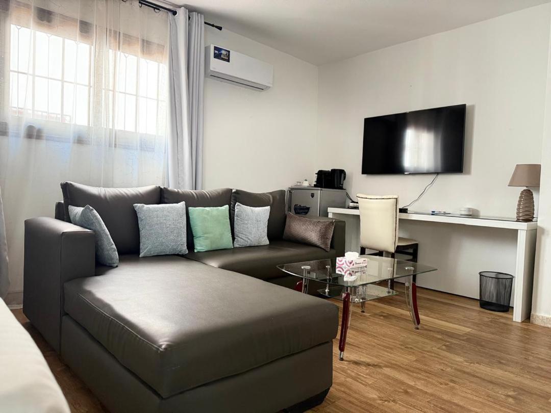 Residence Hoteliere Oceane 리브르빌 외부 사진