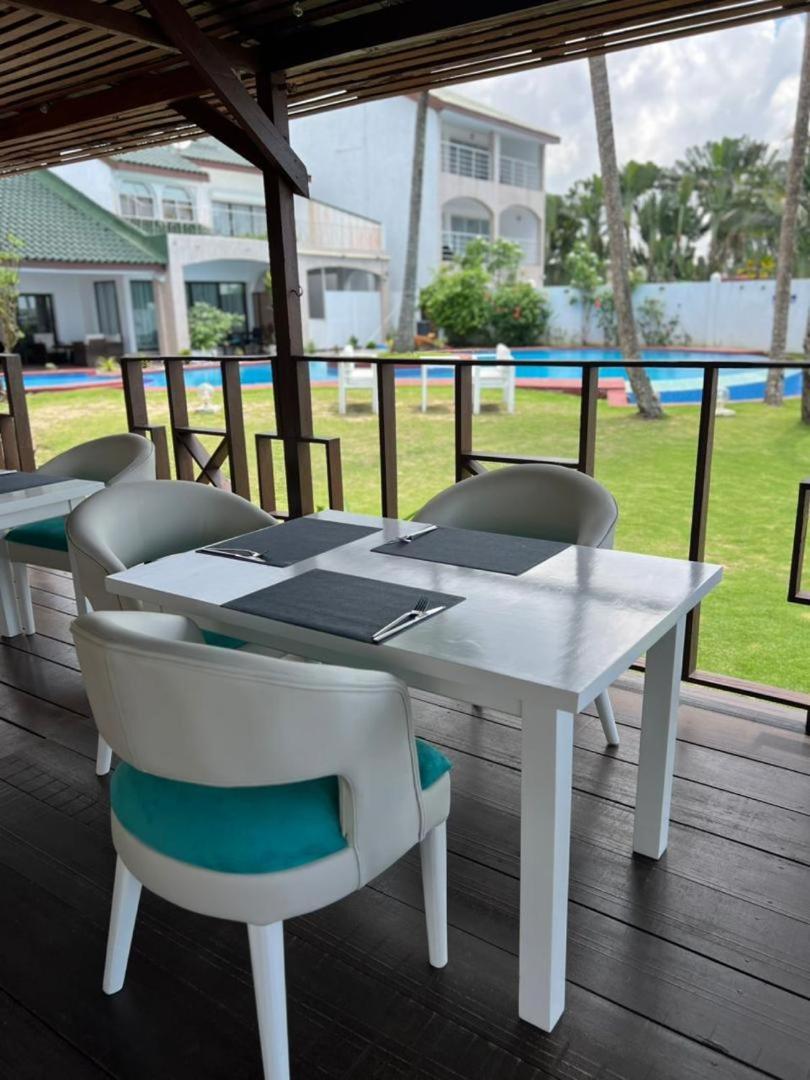Residence Hoteliere Oceane 리브르빌 외부 사진